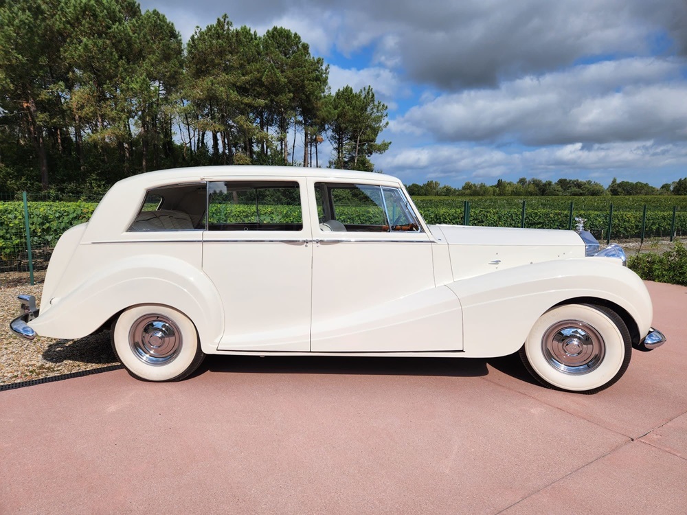 Location d'une RR Silver Wraith pour mariage